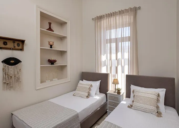 Dione Heritage * Ermúpoli